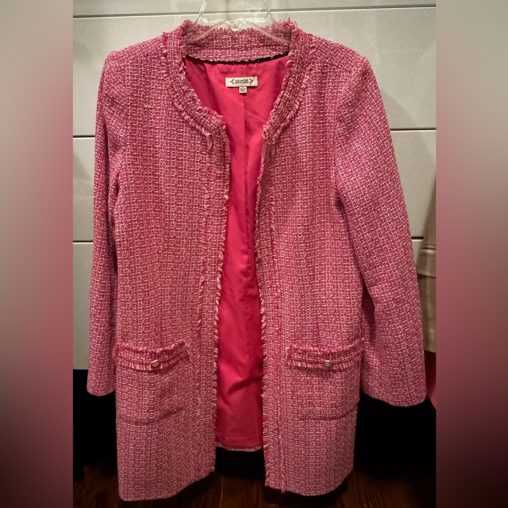 Tweed Bouclé Pink White Jacket Blazer Pearl Buttons Nanette Lepore 🌸💗 - Picture 4 of 10